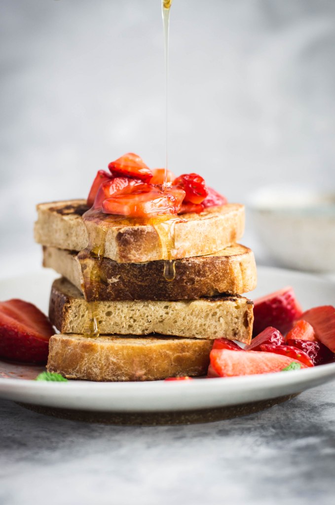 French toast with strawberries and honey