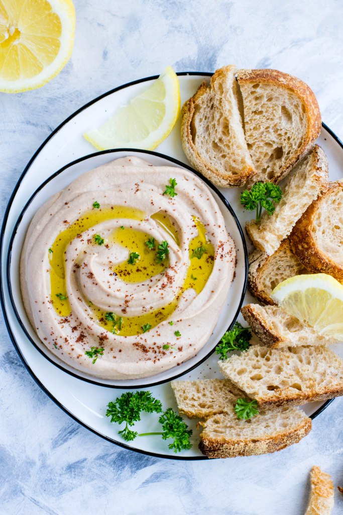 Walnut and cashew hummus (without tahini)