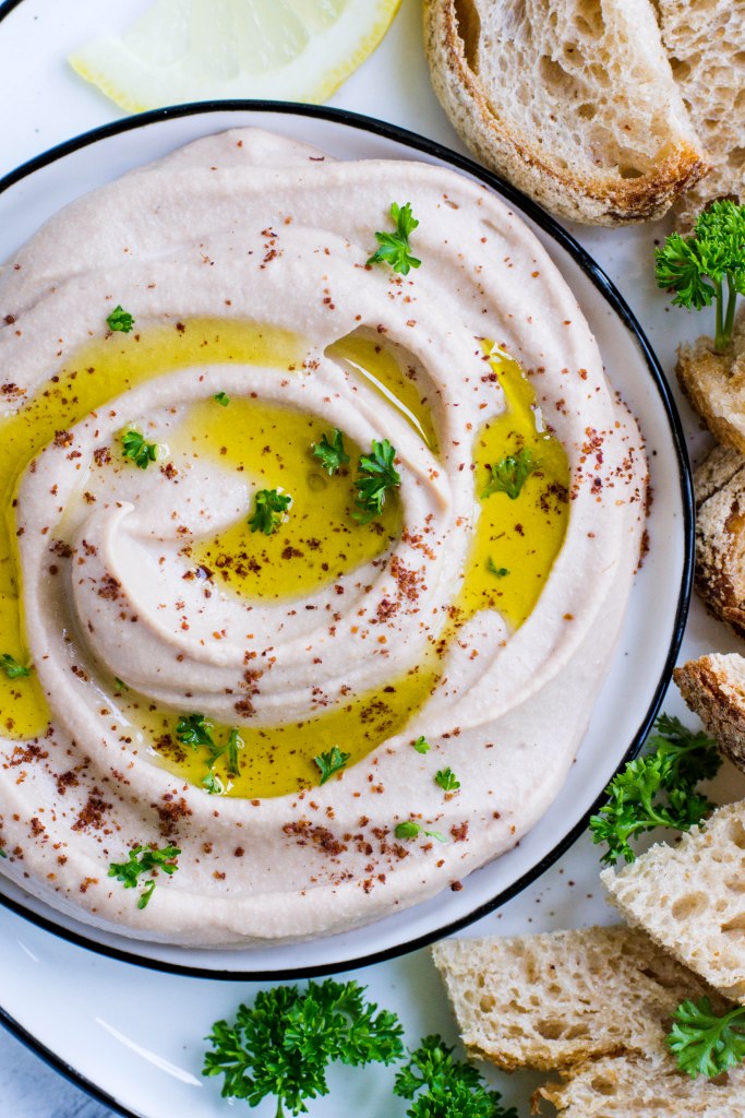 Walnut and cashew hummus (without tahini)