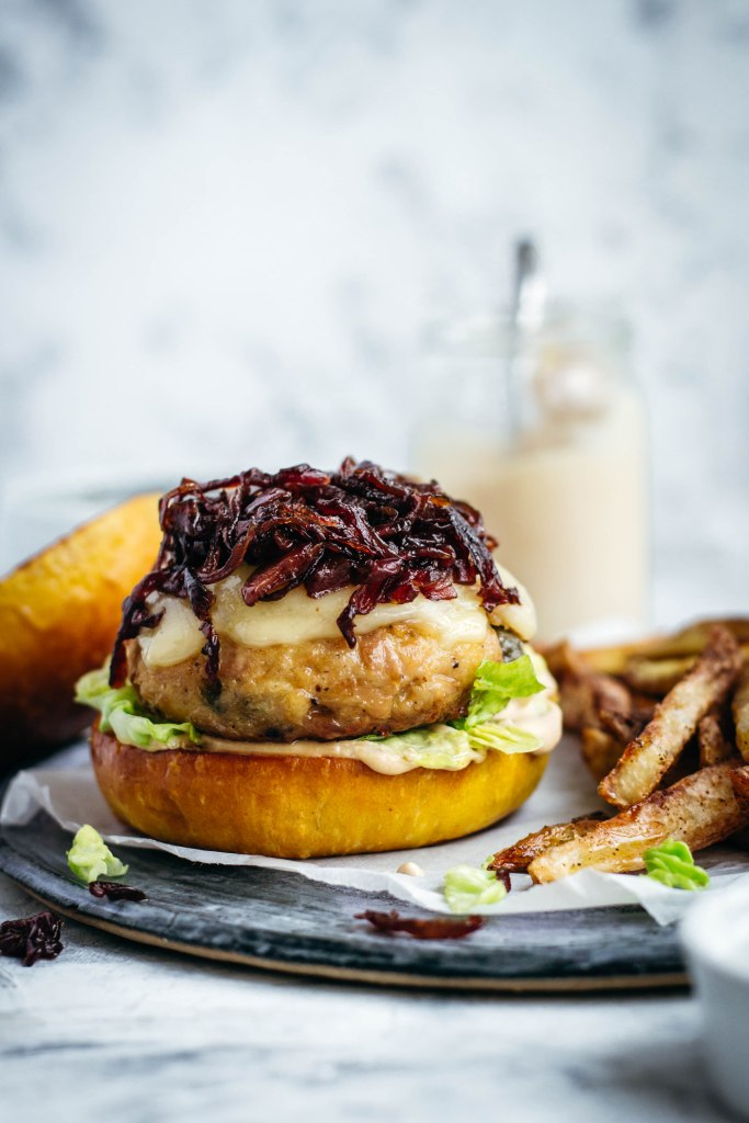 Easy tuna burgers with capers